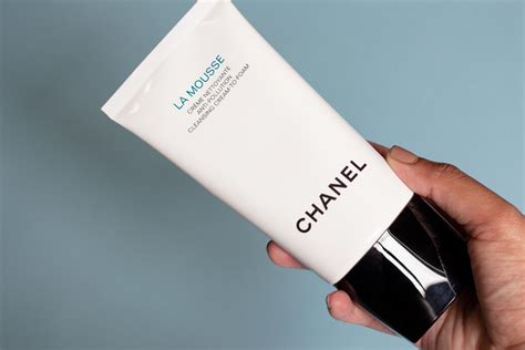 how to use chanel cleansing water|Chanel la mousse face wash.